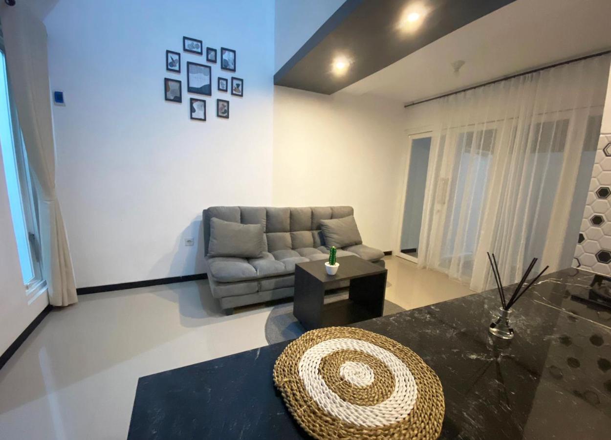 Villa Royal Arois Syariah Dekat Jatim Park 3 Tlekung Dış mekan fotoğraf